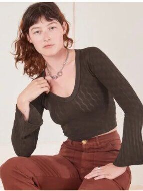 Big bud press bell sleeve crop top in espresso brown Size M